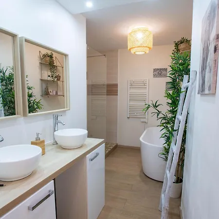 Le Coccon Entre Cambo Et Lardenne *