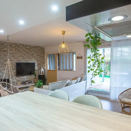 Le Coccon Entre Cambo Et Lardenne Apartman